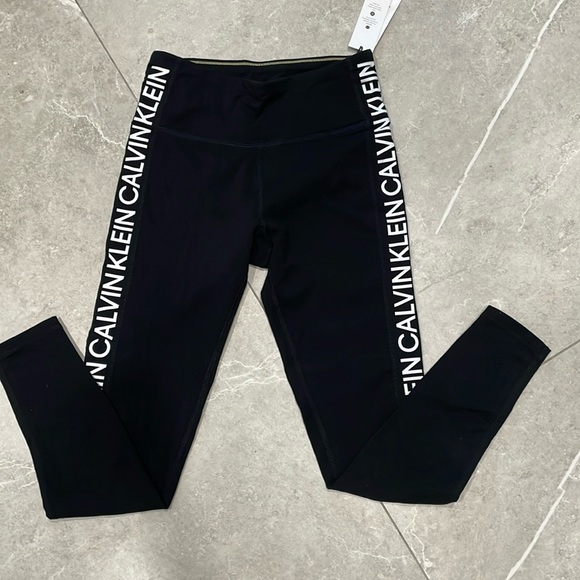 Calvin Klein performance leggings - Picture 1 of 9